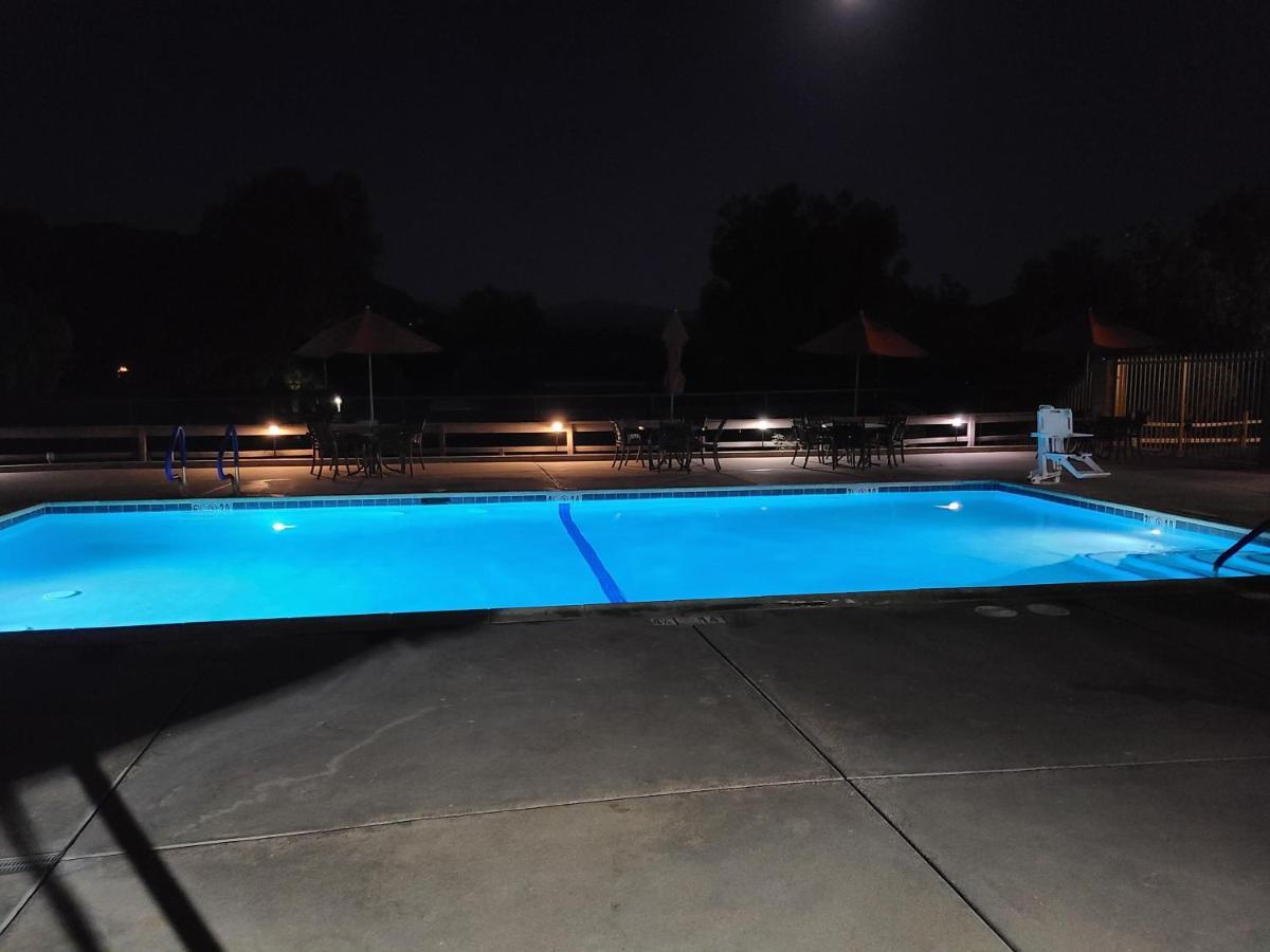 Getaways At San Diego Country Estates Рамона Екстериор снимка